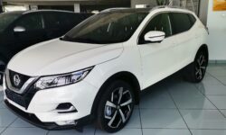 Nissan Qashqai 1.3 DIG-T 160KM Tekna+ Automat