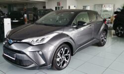 Toyota C-HR 2,0 Hybrid 184KM Executive TEAM-D Automat